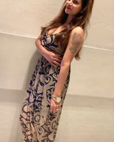Lahar Escort